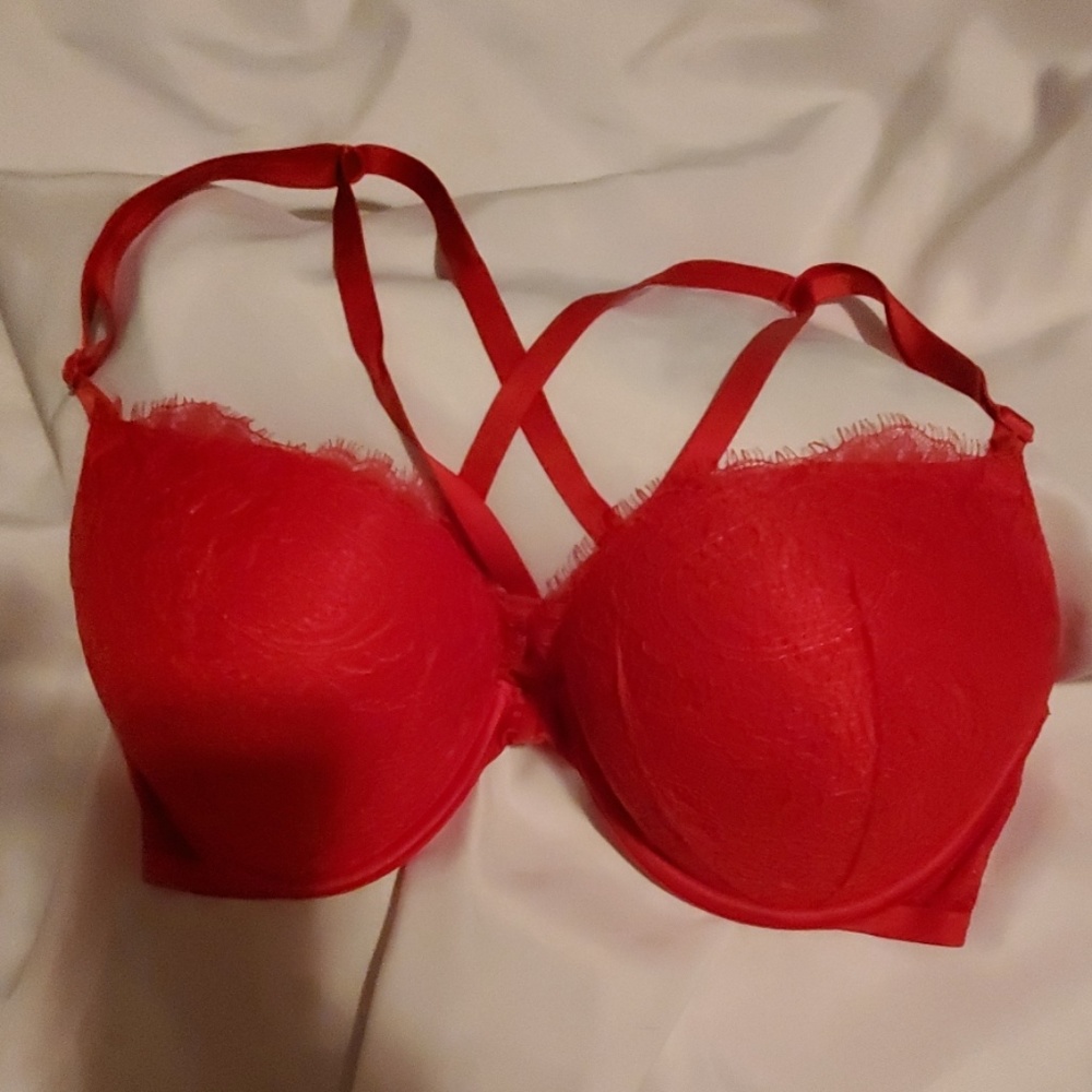 VS Bombshell Plunge 36C